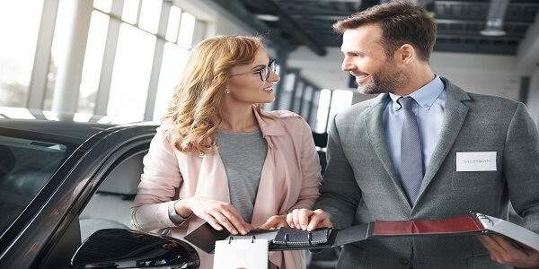 Customer exploring premium benefits in freemium loyalty program